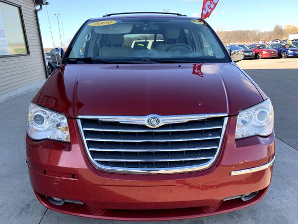 2009 Chrysler Town & Country 4dr Wgn Limited - - by for sale in Chesaning, MI – photo 2