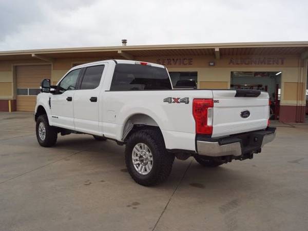 2019 Ford F-250 XLT - cars & trucks - by dealer - vehicle automotive... for sale in Wichita, KS – photo 8