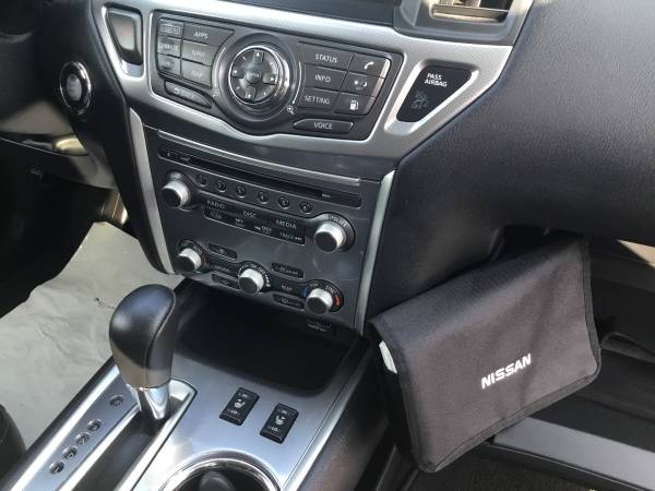 2019 Nissan Pathfinder SL AWD Black 18k Loaded and priced right, Sharp for sale in Dickson, TN – photo 14