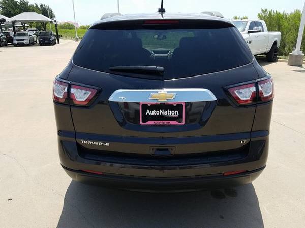 2017 Chevrolet Traverse LT SKU:HJ231655 SUV for sale in North Richland Hills, TX – photo 7