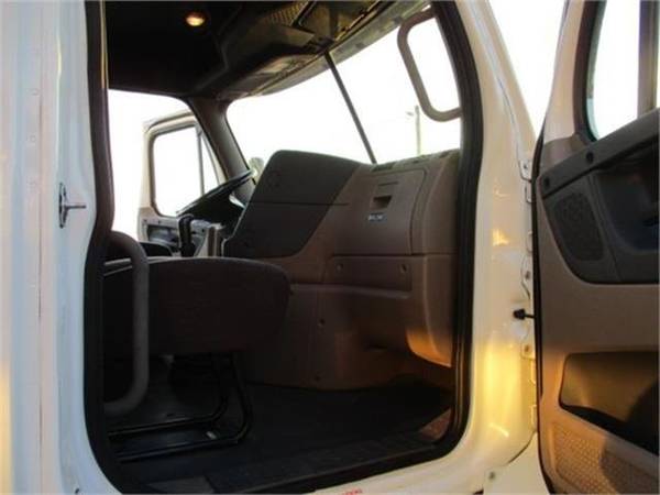 2014 Freightliner CASCADIA 125 - - by dealer for sale in TAMPA, FL – photo 20