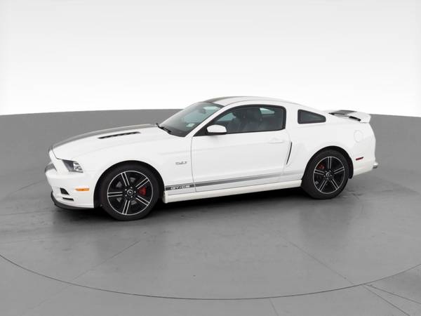 2013 Ford Mustang GT Premium Coupe 2D coupe White - FINANCE ONLINE -... for sale in Athens, OH – photo 4