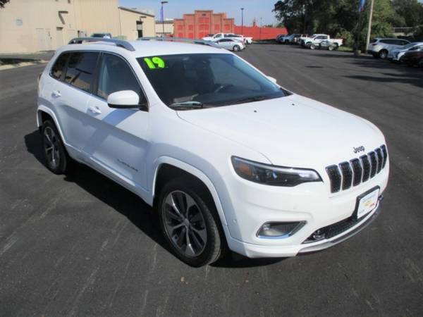 2019 Jeep Cherokee Overland - - by dealer - vehicle for sale in Leavenworth, MO – photo 2