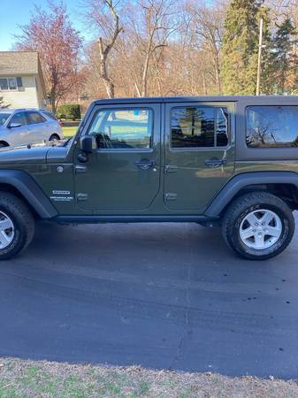 2015 Jeep Wrangler Unlimited - cars & trucks - by owner - vehicle... for sale in Commerce Township, MI – photo 3