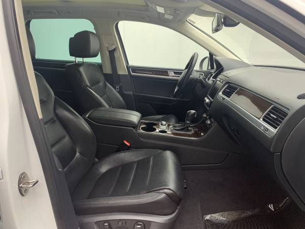 2016 Volkswagen Touareg LUX CLEAN COMFOTABLE ALL WHEEL DRIVE! for sale in Nampa, ID – photo 8