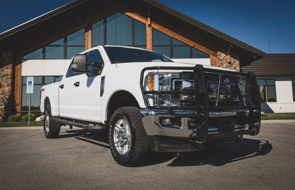 2017 Ford F-250SD XLT! Clean Carfax - - by for sale in Troy, MO – photo 8