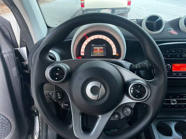 Smart Fortwo Smart Car - Excellent Condition - - by for sale in Los Angeles, CA – photo 8