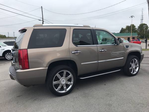 2007 Cadillac Escalade AWD for sale in Louisville, KY – photo 11