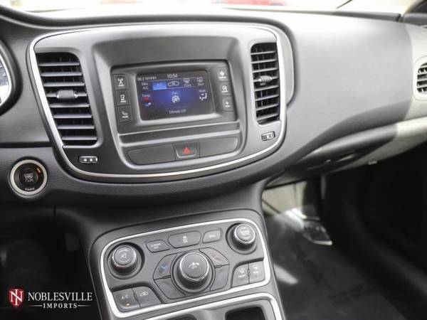2015 Chrysler 200 Limited - cars & trucks - by dealer - vehicle... for sale in NOBLESVILLE, IN – photo 17