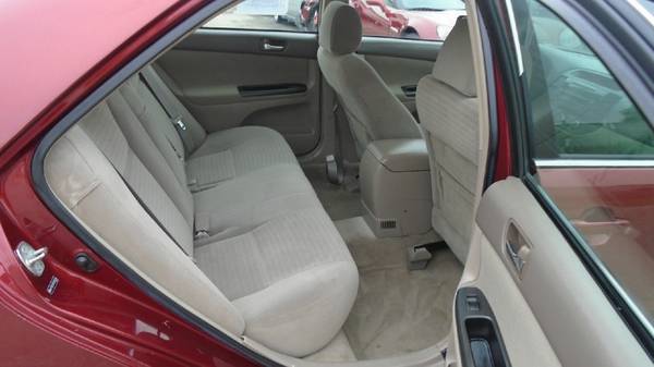 2005 toyota camry 4 cylinder 72,000 miles $5300 for sale in Waterloo, IA – photo 8