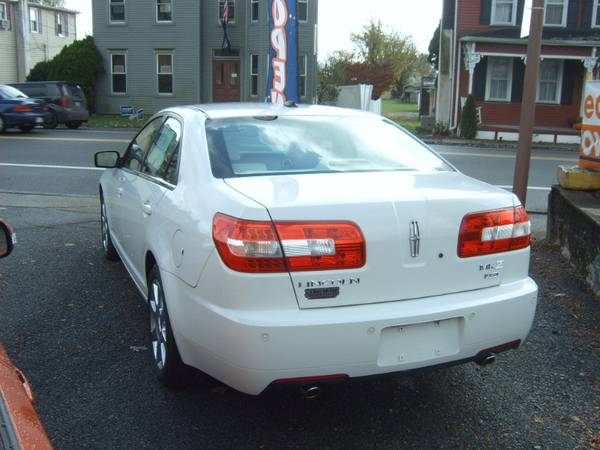 2008 Lincoln MKZ AWD - cars & trucks - by dealer - vehicle... for sale in Fogelsville, PA – photo 3