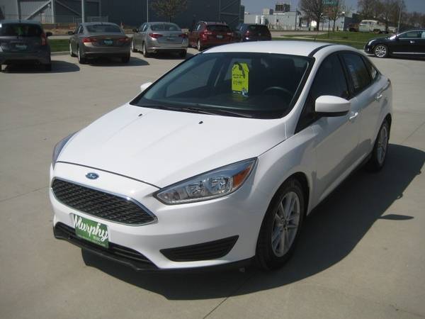 2018 Ford Focus SE - - by dealer - vehicle automotive for sale in Lincoln, NE – photo 3