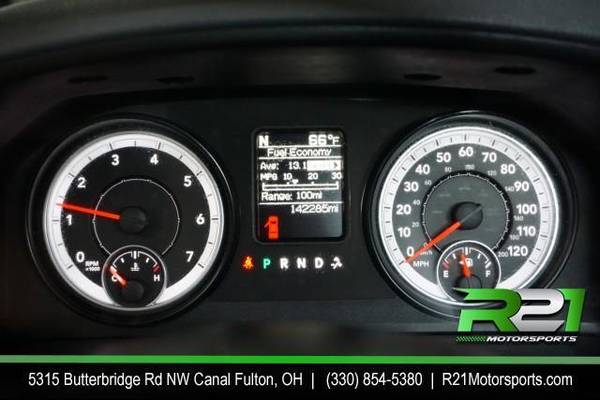 2014 RAM 1500 SLT Crew Cab SWB 4WD Your TRUCK Headquarters! We for sale in Canal Fulton, OH – photo 24