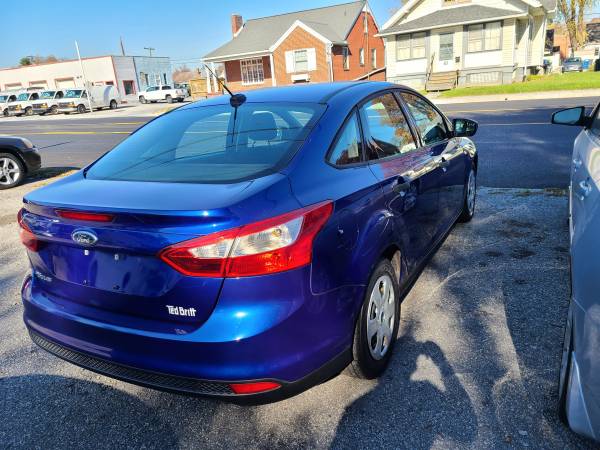 2012 ford focus 70k - cars & trucks - by dealer - vehicle automotive... for sale in HARRISBURG, PA – photo 3