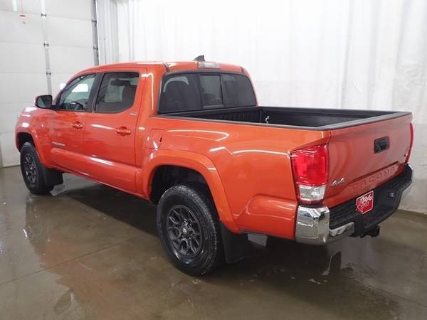 2017 Toyota Tacoma SR5 for sale in Perham, ND – photo 15