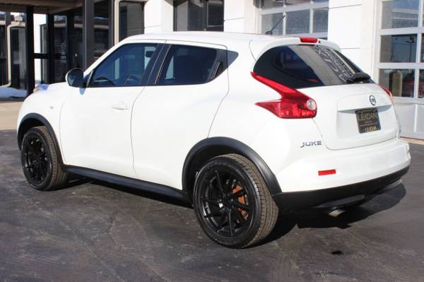 2013 Nissan JUKE AWD ONE OWNER WHITE - - by for sale in milwaukee, WI – photo 3