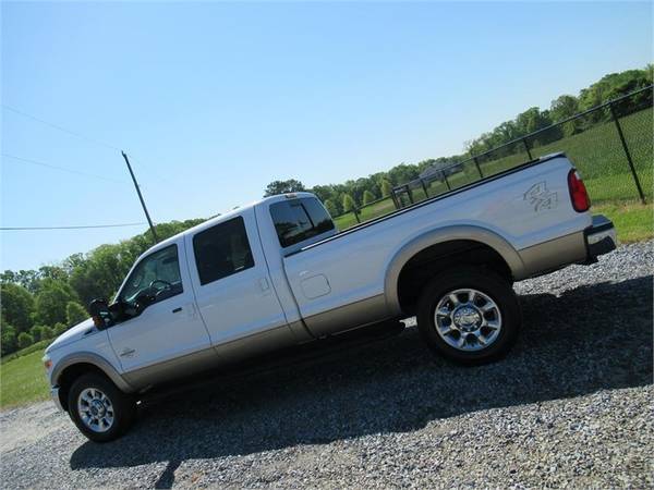 2011 FORD F350 SUPER DUTY LARIAT, White APPLY ONLINE for sale in Summerfield, NC – photo 2