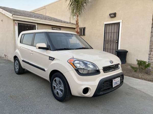 2013 KIA SOUL - cars & trucks - by owner - vehicle automotive sale for sale in Bakersfield, CA – photo 9