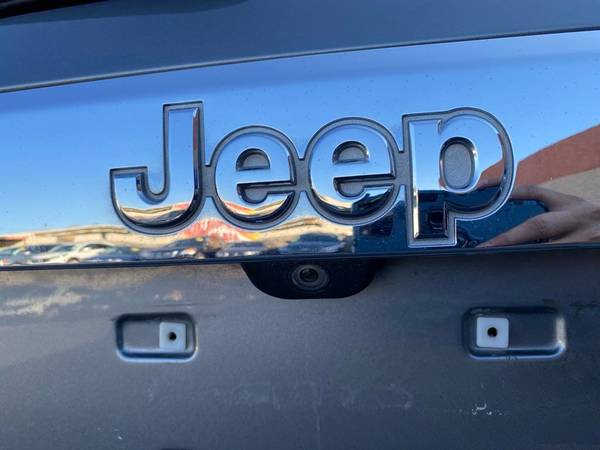 2011 Jeep Grand Cherokee 4x4 4WD Overland Summit SUV - cars & trucks... for sale in Tucson, AZ – photo 7
