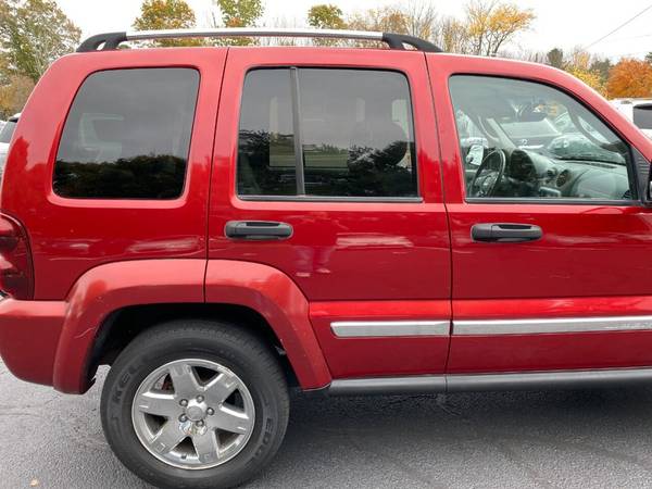 2006 Jeep Liberty Limited AWD 4x4 fully loaded 70,000 miles - cars &... for sale in Walpole, RI – photo 10