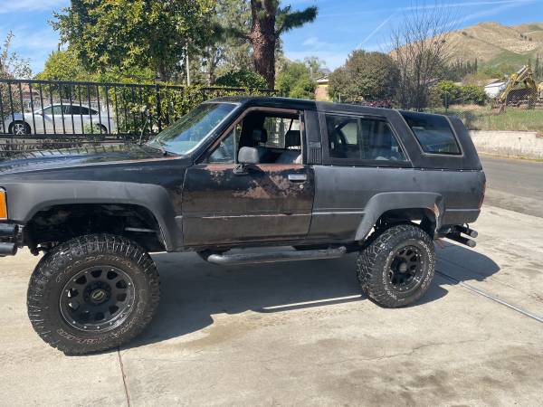 1989 Toyota 4Runner lifted for sale in Sylmar, CA – photo 2