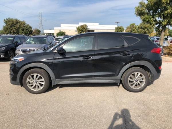 2017 Hyundai Tucson SE for sale in Georgetown, TX – photo 2