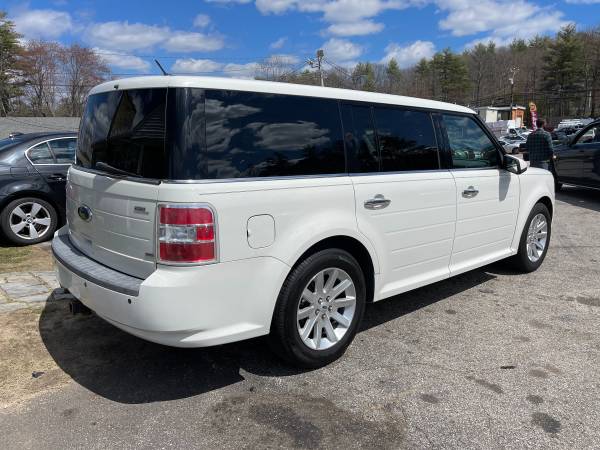 2009 Ford Flex Limited AWD for sale in Hooksett, NH – photo 5