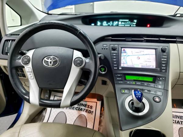 2011 Toyota Prius 5dr HB Three Touring (Natl) - cars & for sale in WAUKEGAN, IL – photo 15