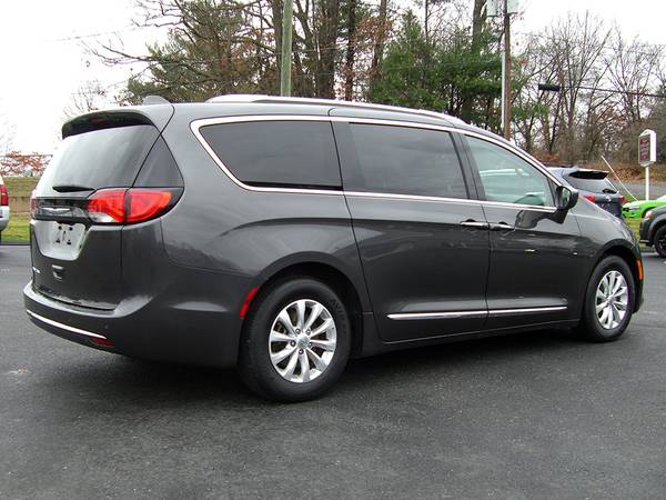 ★ 2020 CHRYSLER PACIFICA TOURING L with REMAINING FACTORY WARRANTY -... for sale in Feeding Hills, MA – photo 5