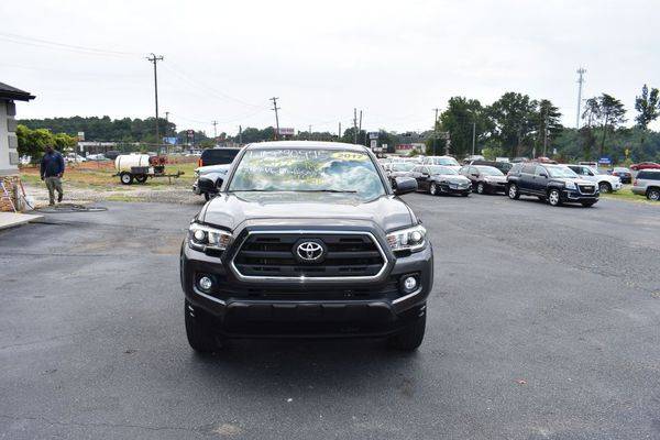 2017 TOYOTA TACOMA SR5 V6 DOUBLE CAB - EZ FINANCING! FAST APPROVALS! for sale in Greenville, SC – photo 2