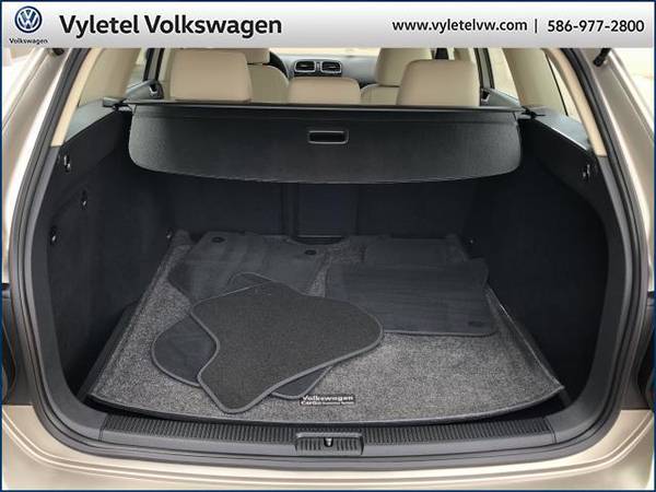 2013 Volkswagen Jetta SportWagen wagon 4dr DSG TDI - Volkswagen... for sale in Sterling Heights, MI – photo 10