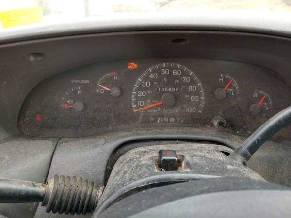1998 Ford F-150 XL 4x4 3 door extended cab $1950 - cars & trucks -... for sale in Bozeman, MT – photo 13