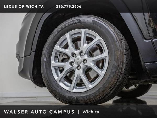 2016 Jeep Cherokee Altitude, Sport Appearance Plus Package for sale in Wichita, KS – photo 8