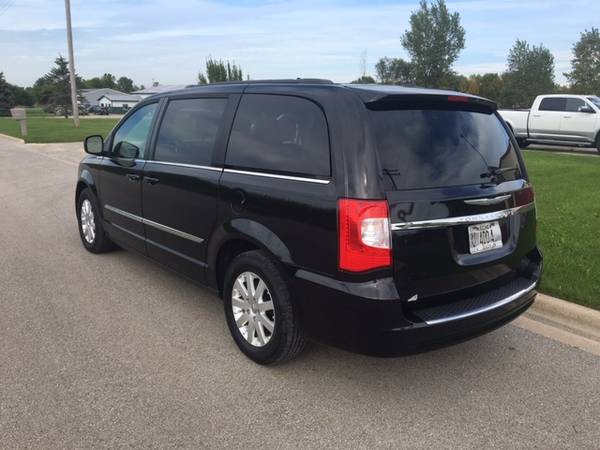 2014 Chrysler Town & Country Touring for sale in Black Creek, WI – photo 6
