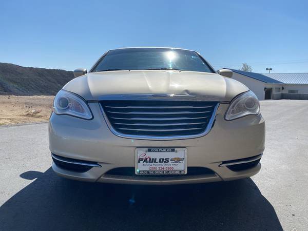 2013 Chrysler 200 LX sedan Cashmere Pearl - - by for sale in Jerome, ID – photo 2