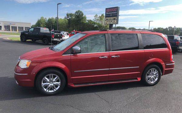 2009 Chrysler Town and Country Limited 4dr Mini Van - EVERYONE IS... for sale in Rockford, MI – photo 3