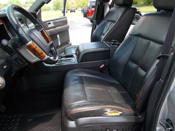 2007 Lincoln Navigator 4x4 - - by dealer - vehicle for sale in Columbia, KY – photo 8