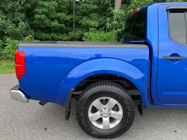2013 Nissan Frontier SV Crew Cab 4x4 - Low Miles - We Finance ! for sale in Tyngsboro, MA – photo 19