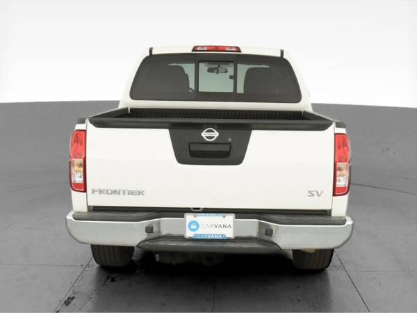2016 Nissan Frontier Crew Cab SV Pickup 4D 5 ft pickup White -... for sale in Lewisville, TX – photo 9