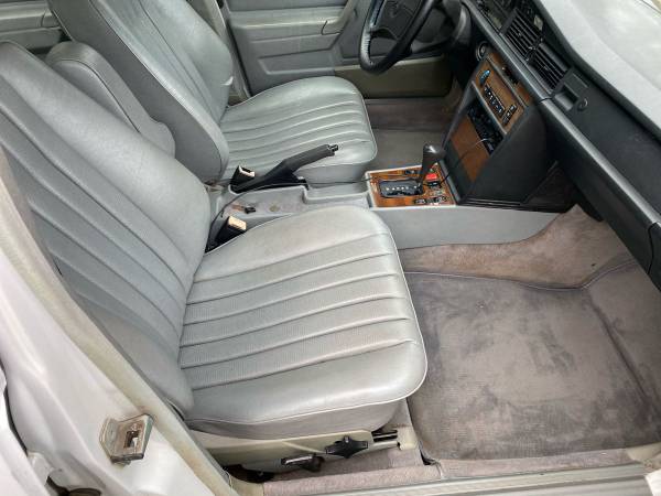 Mercedes 190e 2.6l 1989 - cars & trucks - by owner - vehicle... for sale in Tyro, FL – photo 9