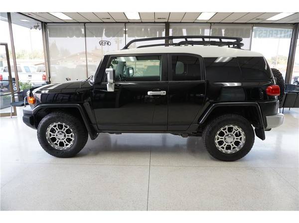 2008 Toyota FJ Cruiser Sport Utility 2D WE CAN BEAT ANY RATE IN... for sale in Sacramento , CA – photo 4