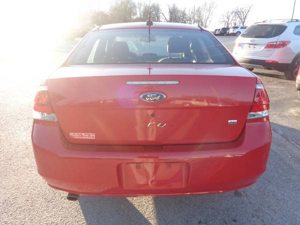 2008 Ford Focus SE Sedan - cars & trucks - by dealer - vehicle... for sale in Granby, MO – photo 6