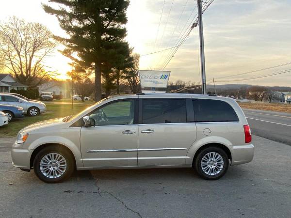 2013 Chrysler Town and Country Limited 4dr Mini Van for sale in Wrightsville, PA – photo 4