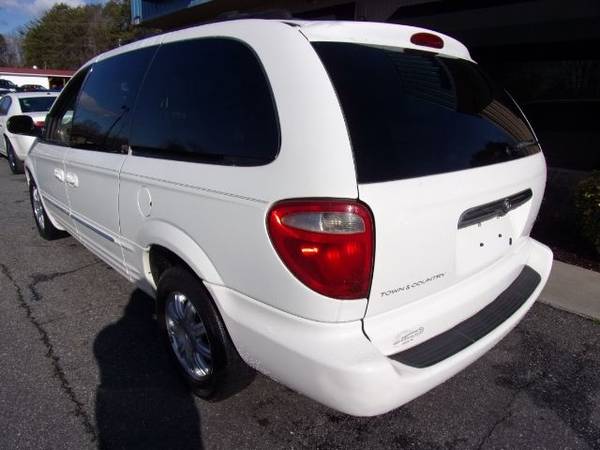 2004 Chrysler Town Country Touring - Down Payments As Low As 250 for sale in Lincolnton, NC – photo 7
