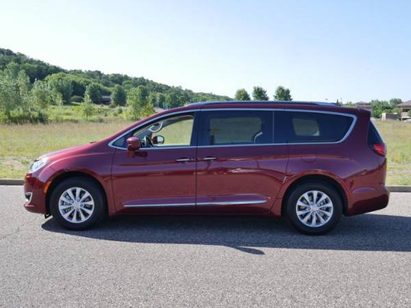 2019 Chrysler Pacifica Touring L for sale in Hudson, MN – photo 6