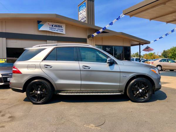 ** 2012 MERCEDES- BENZ ML 350 **LEATHER LOADED for sale in Anderson, CA – photo 2