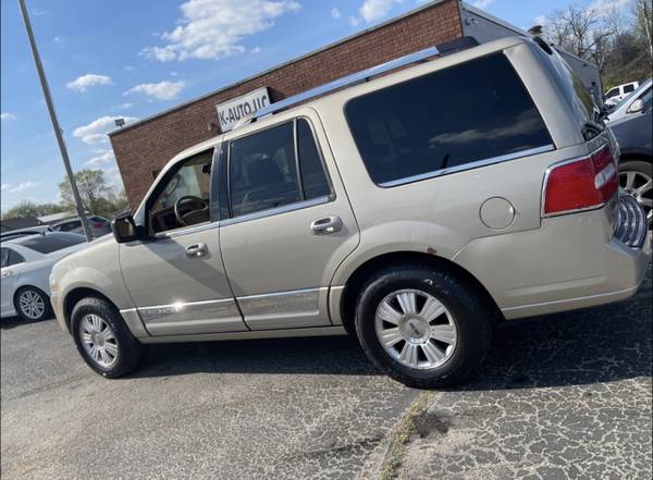 2007 Lincoln Navigator 4WD for sale in Indianapolis, IN – photo 4