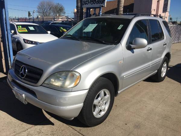 2001 Mercedes-Benz M-Class ML 320 * CLEAN CARS .. EASY FINANCING! * for sale in Los Angeles, CA – photo 2