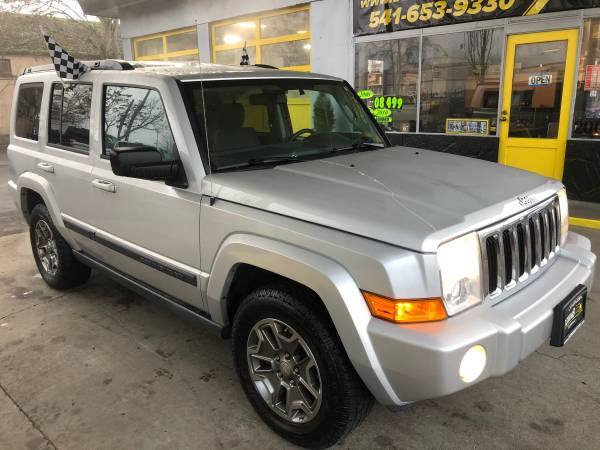 ***2007 Jeep Commander 4X4**3rd Row**Low Miles**Just IN!!*** - cars... for sale in Springfield, OR – photo 4