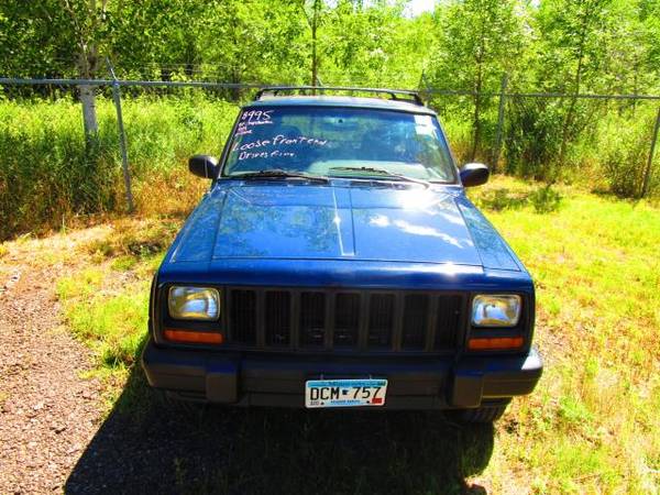 1997 Jeep Cherokee 4dr Sport 4WD - cars & trucks - by dealer -... for sale in Lino Lakes, MN – photo 3